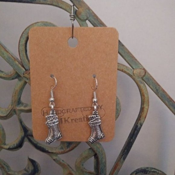 4/$25 CHRISTMAS STOCKING THEMED EARRINGS - NEW - Picture 1 of 1